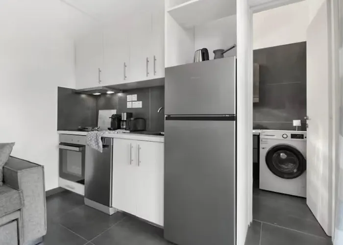 Amaryllis Villa Katomerion